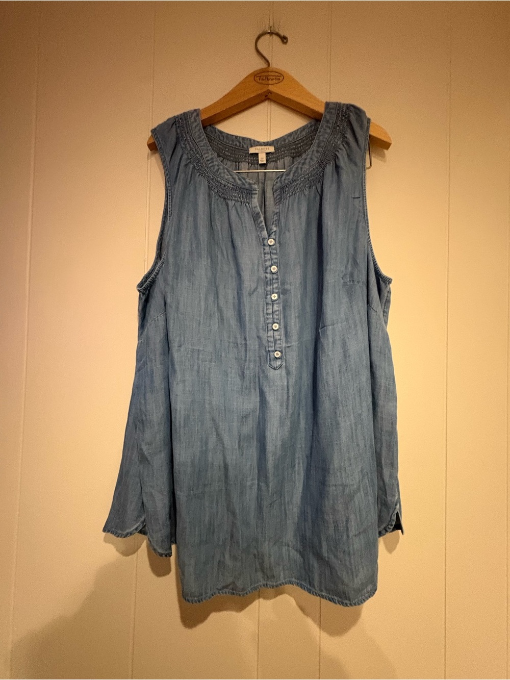 NWT Talbots Tencel chambray sleeveless blouse 2X